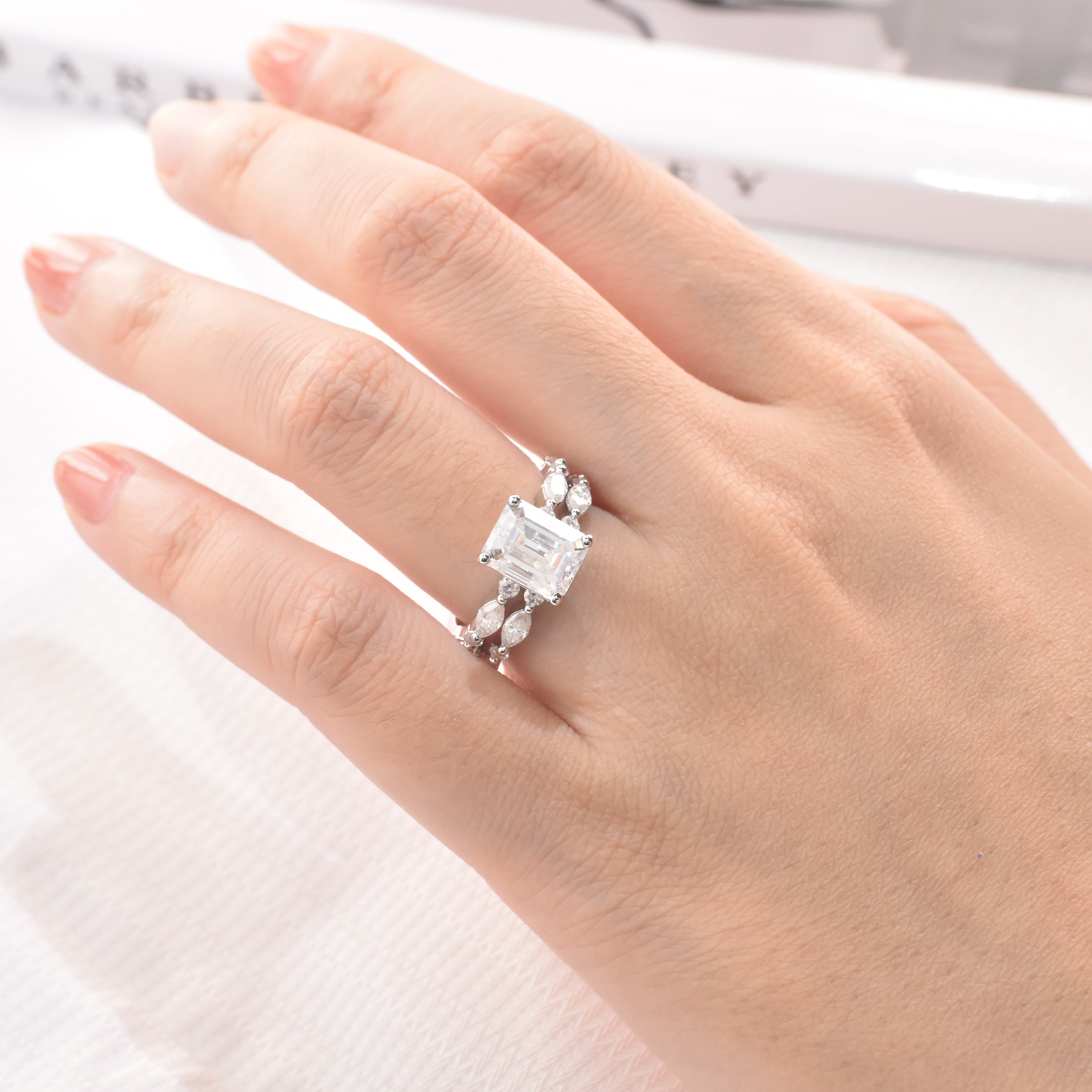 Blongme Moissanite Wedding Rings for Women Engagement Ring Bridal Set 7*9mm 3.0Ct Emerald Cut Halo D Color VVS1 Size5-10