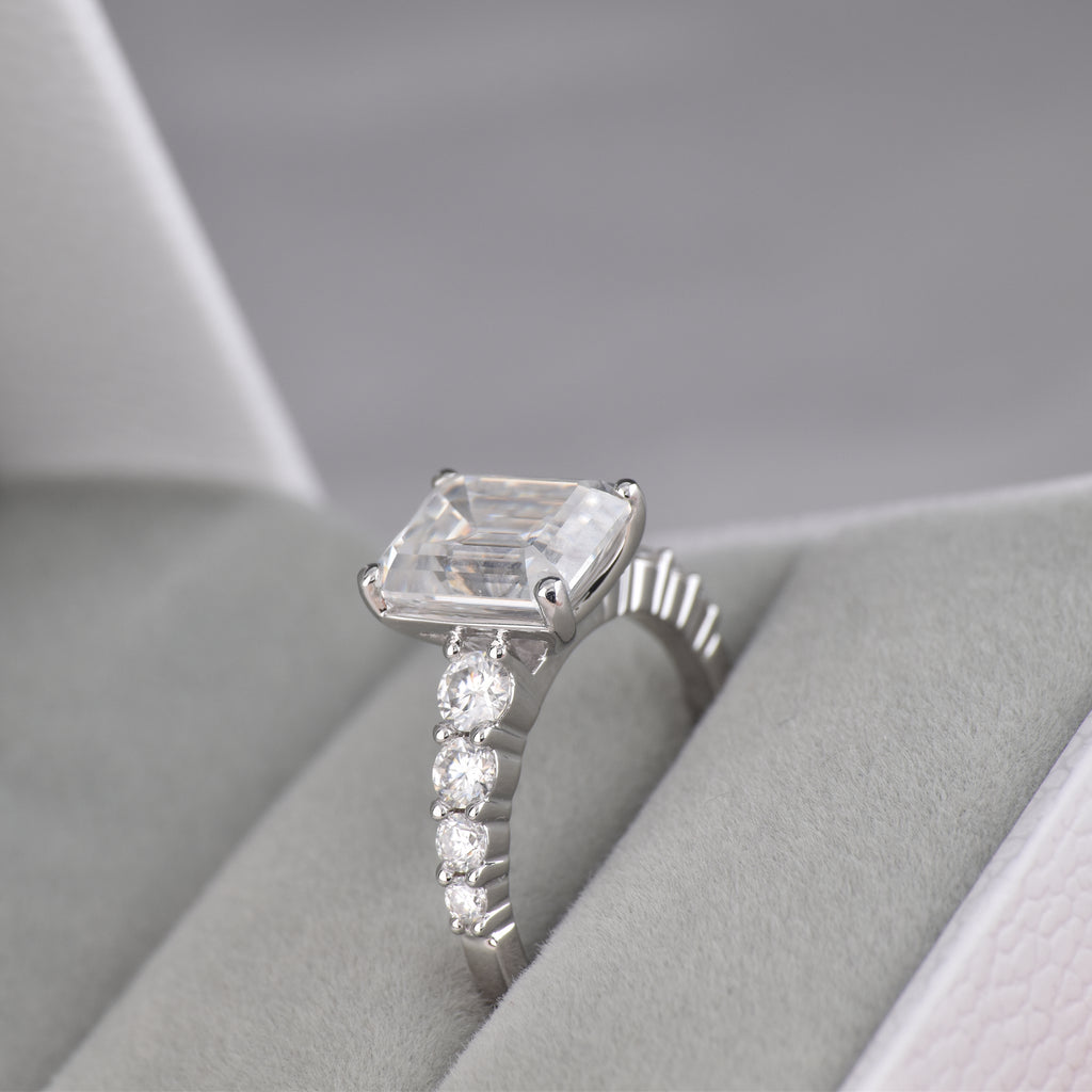 Blongme Moissanite Engagement Rings for Women 8 x 10 mm 4.0 Ct Emerald Cut D Color VVS1 Wedding Ring