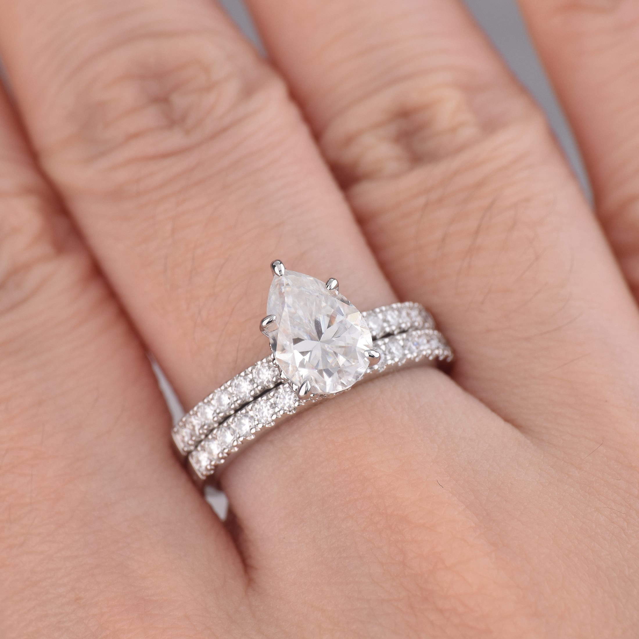 Blongme Moissanite Wedding Rings for Women Engagement Ring Bridal Set 2.0Ct Pear Cut D Color VVS1