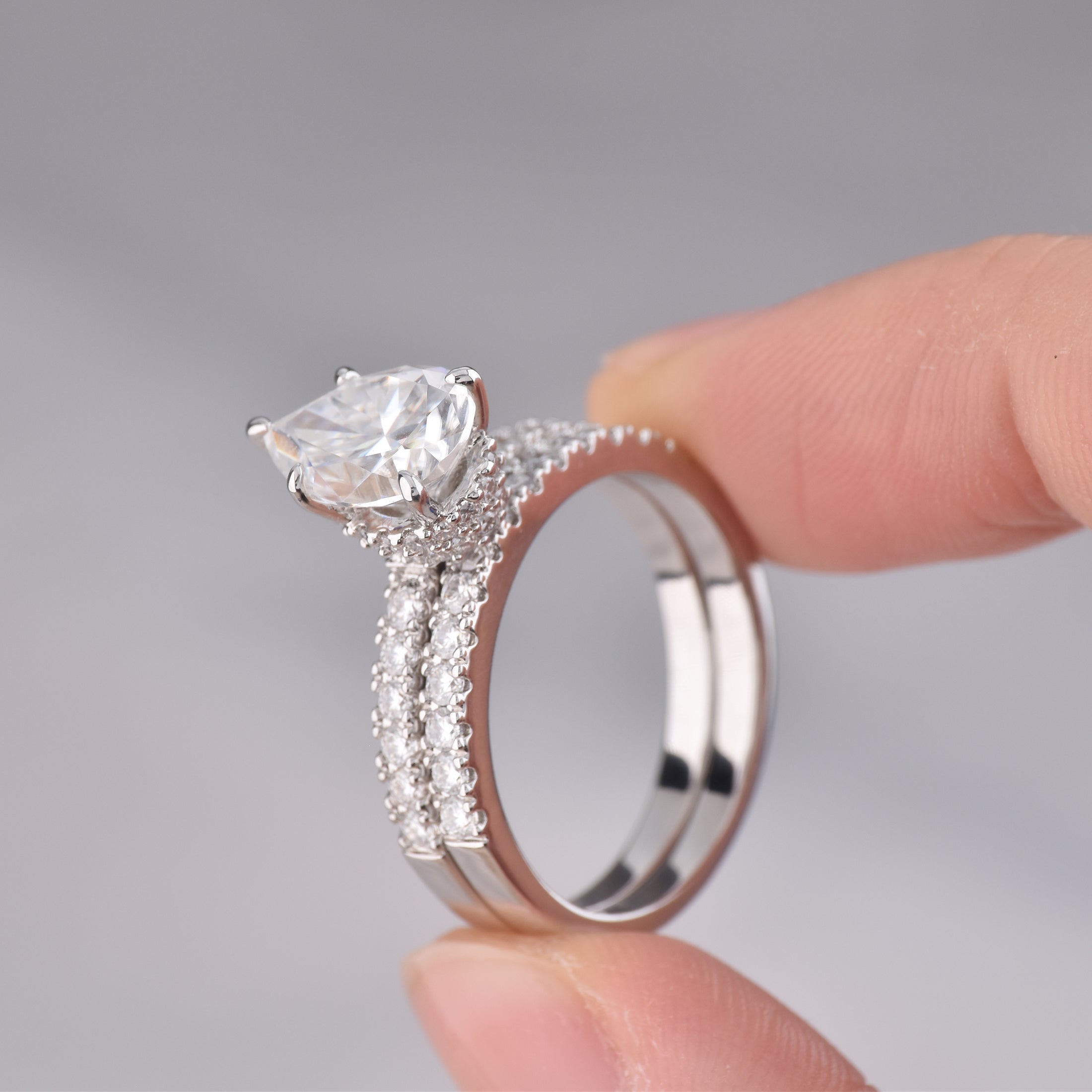 Blongme Moissanite Wedding Rings for Women Engagement Ring Bridal Set 2.0Ct Pear Cut D Color VVS1
