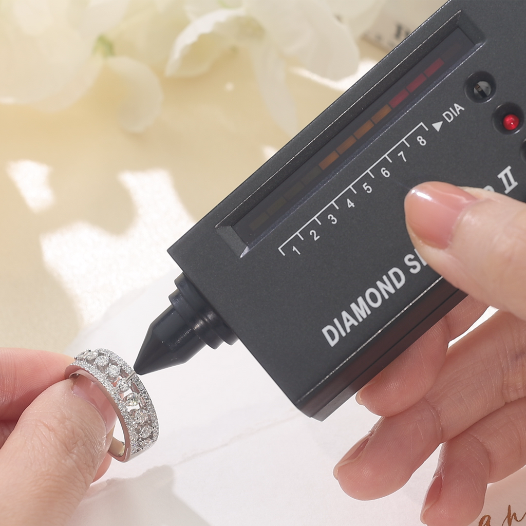 Blongme Jewelry Moissanite Rings for Women Round Cut 1.0ct Gemstone White Gold Plated Wedding Bands Eternity Ring Engagement